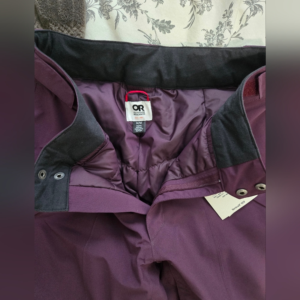Outdoor Research Snowcrew Ski Pants - Size M Tall - NWT - Picture 7 of 7